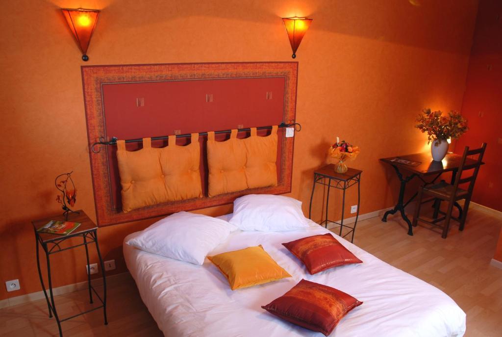 Hotel Des Cotes De Meuse Saint-Maurice-sous-les-Côtes Cameră foto